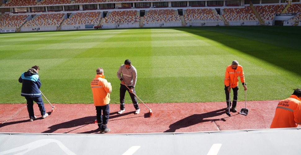 Battalgazi Belediyesi Stadyumu Hazır Hale Getiriyor!