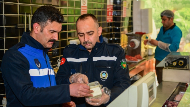 Malatya Büyükşehir Belediyesi Zabıta Denetimleri Arttırıldı!